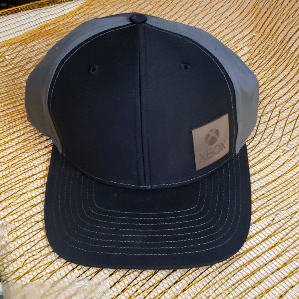NEW! XBOX Snap Back Baseball Hat  Black and Gray